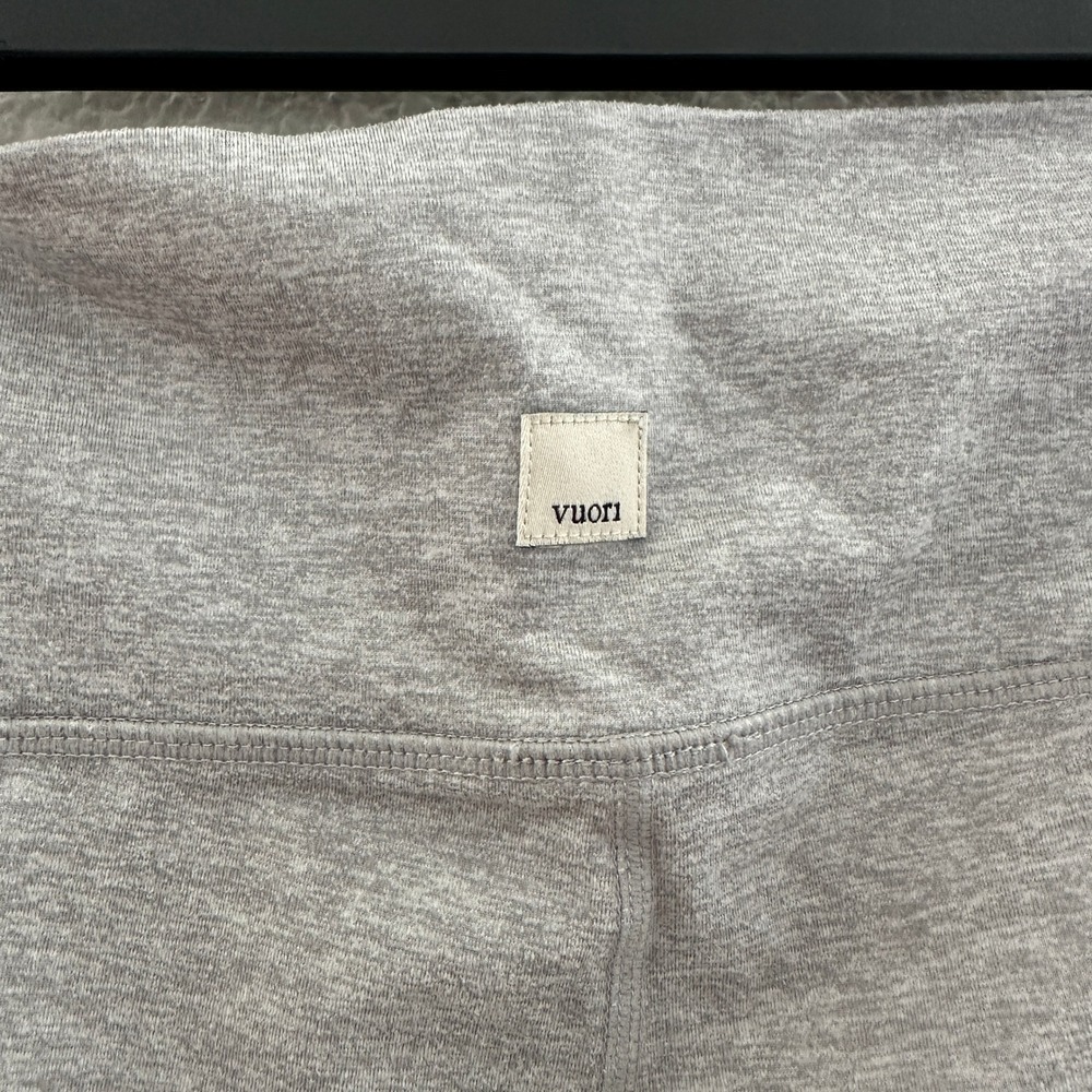 Vuori Charcoal Grey Clean Elevation Leggings High Rise Athleisure Yoga Small - Picture 5 of 8